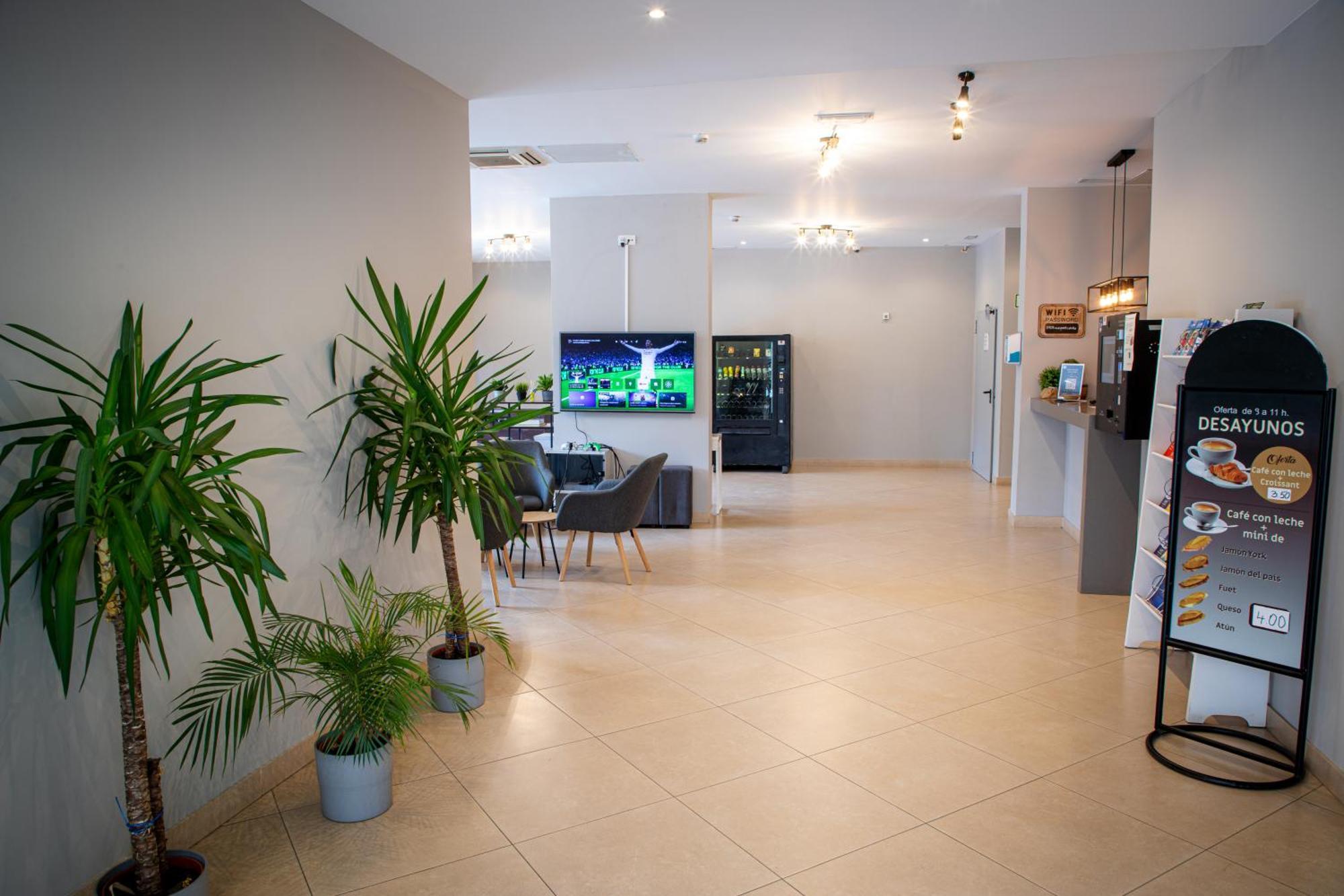 Apartamentos Comfort Calella Exterior photo