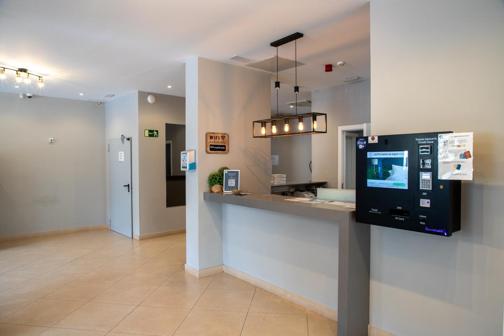 Apartamentos Comfort Calella Exterior photo