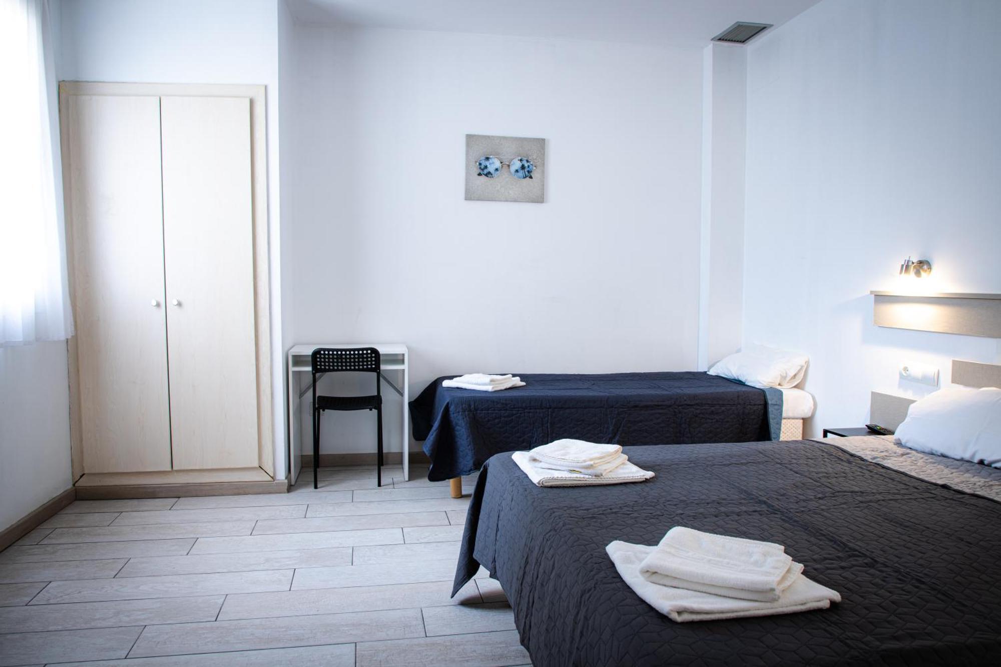 Apartamentos Comfort Calella Exterior photo